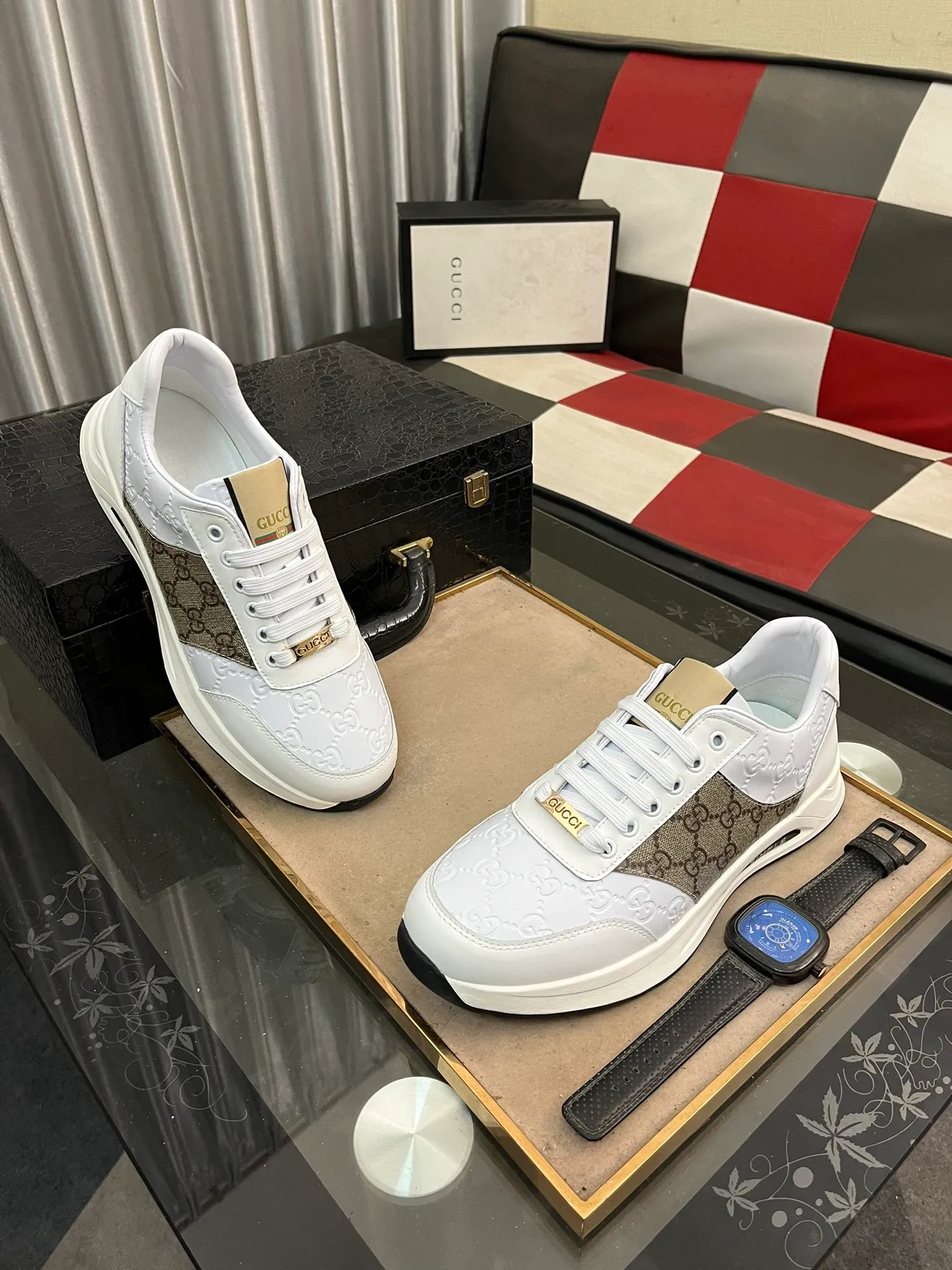 Men's Men's Shoes 💰420 ⌚️⌚️[GUCCI] Gucci men's casual shoes are absolutely popular 🔥The ultimate matching item for trendy men! Irresistible charm of super texture, the main recommendation, the upper is made of high-quality cowhide + breathable fabric, sheepskin feet, wear-resistant rubber sole, noble and elegant! Extremely comfortable🎁🎁You can be as handsome as you want💪 Size: 38-44!